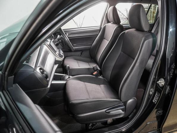 Toyota Corolla XI (E160 E170) Рестайлинг 2 с пробегом 2018 года, цена 1 379 000 рублей, 132992 км, универсал, Автокод Объявления