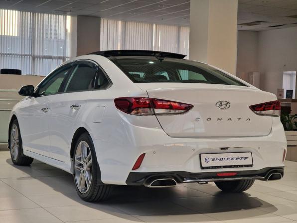 Hyundai Sonata VII (LF) Рестайлинг с пробегом 2018 года, цена 1 849 000 рублей, 99086 км, седан, Автокод Объявления