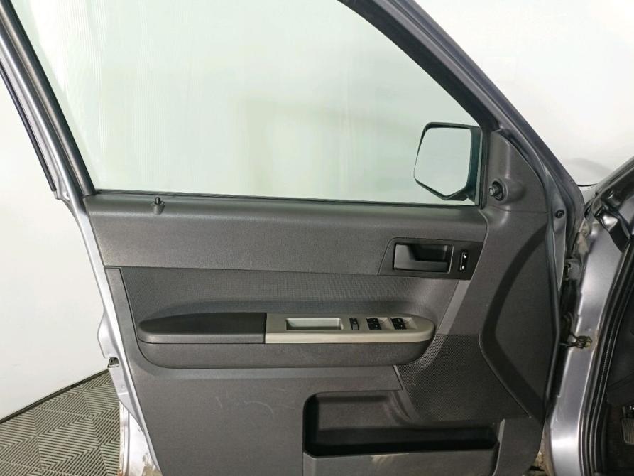 Ford Escape I Рестайлинг 2 Архангельск  - изображение 11