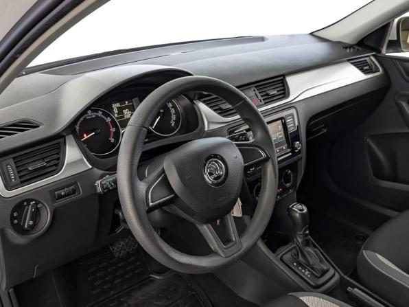Skoda Rapid I Рестайлинг с пробегом 2019 года, цена 1 349 000 рублей, 77246 км, лифтбек, Автокод Объявления
