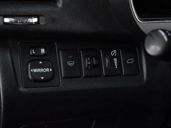 Toyota Highlander II (XU40) Рестайлинг с пробегом 2011 года, цена 1 619 000 рублей, 171994 км, внедорожник, Автокод Объявления