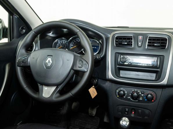 Renault Sandero II с пробегом 2018 года, цена 911 000 рублей, 144601 км, хэтчбек, Автокод Объявления