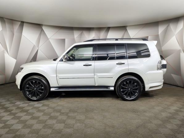 Mitsubishi Pajero IV Рестайлинг 2 с пробегом 2019 года, цена 3 599 000 рублей, 38328 км, внедорожник, Автокод Объявления