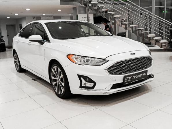 Ford Fusion (North America) II Рестайлинг с пробегом 2019 года, цена 1 590 000 рублей, 185959 км, седан, Автокод Объявления