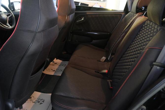Honda Stream II Рестайлинг с пробегом 2009 года, цена 1 419 000 рублей, 180000 км, компактвэн, Автокод Объявления