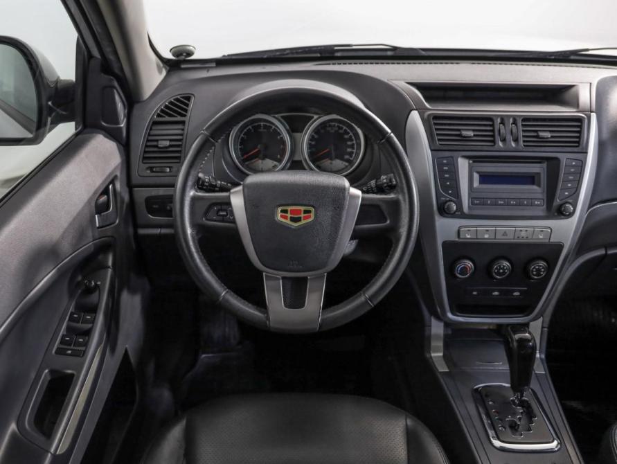 Geely Emgrand X7 I Санкт-Петербург  - изображение 9