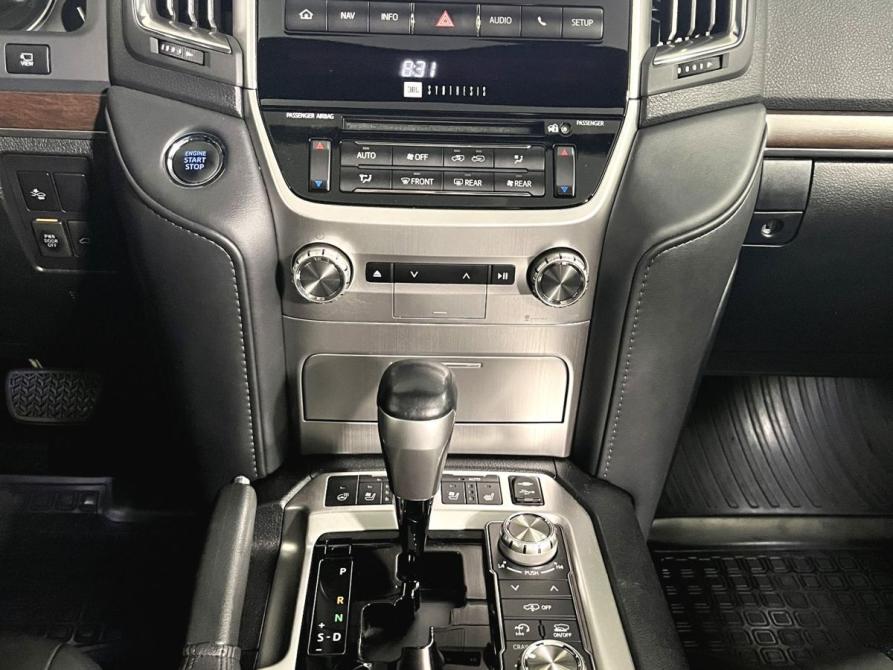 Toyota Land Cruiser 200 Series Рестайлинг 2 Пермь  - изображение 16