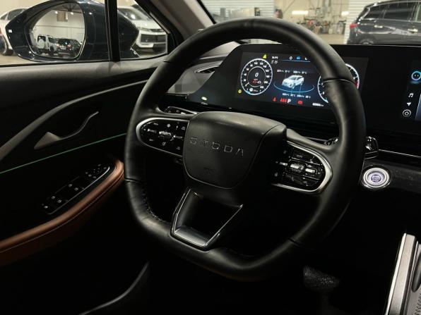 Omoda C5 I с пробегом 2023 года, цена 1 633 000 рублей, 60994 км, внедорожник, Автокод Объявления