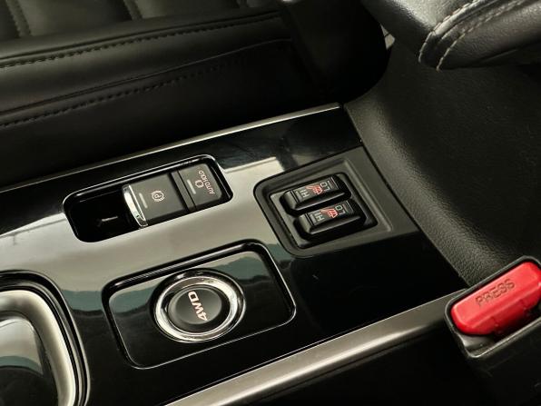 Mitsubishi Outlander III Рестайлинг 3 с пробегом 2019 года, цена 2 250 000 рублей, 142082 км, внедорожник, Автокод Объявления