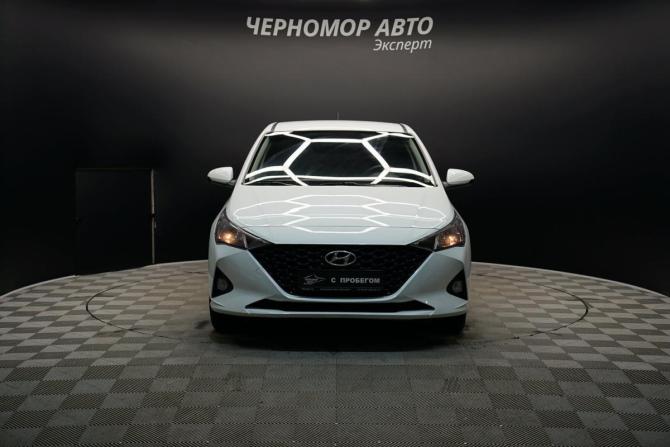 Hyundai Solaris II Рестайлинг с пробегом 2020 года, цена 1 599 000 рублей, 95000 км, седан, Автокод Объявления