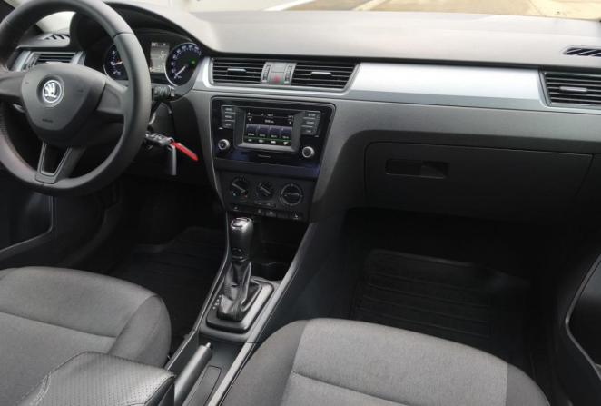 Skoda Rapid I с пробегом 2017 года, цена 1 349 000 рублей, 87168 км, седан, Автокод Объявления