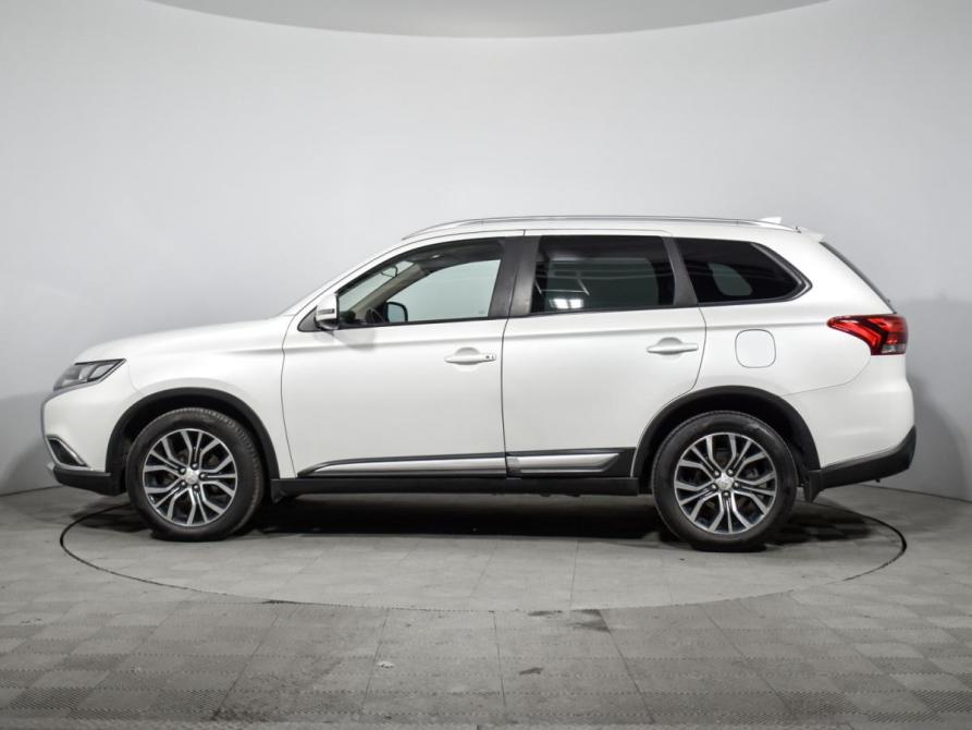Mitsubishi Outlander III Рестайлинг 2 Санкт-Петербург  - изображение 8