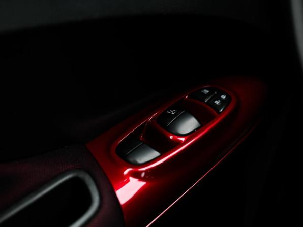 Nissan Juke I с пробегом 2011 года, цена 930 000 рублей, 95031 км, внедорожник, Автокод Объявления