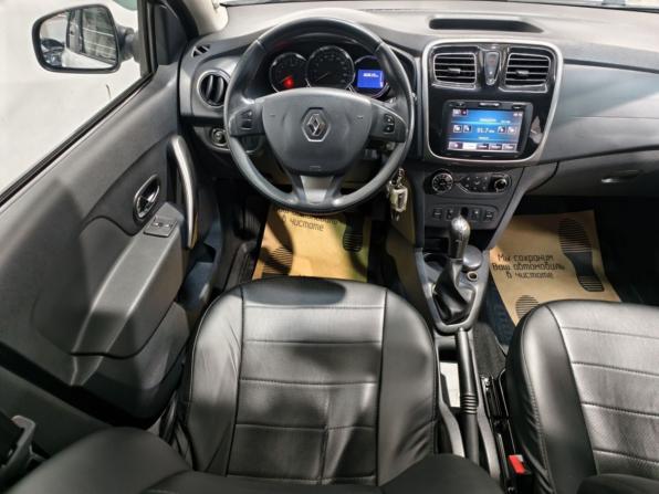 Renault Logan II с пробегом 2014 года, цена 685 700 рублей, 160634 км, седан, Автокод Объявления