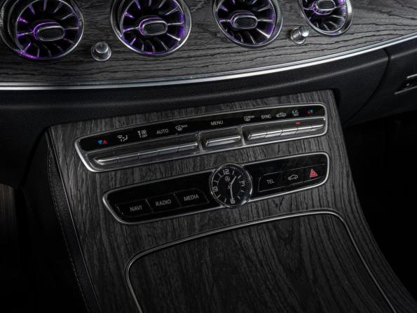 Mercedes-Benz E-Класс V (W213 S213 C238) с пробегом 2019 года, цена 3 020 000 рублей, 151495 км, седан, Автокод Объявления