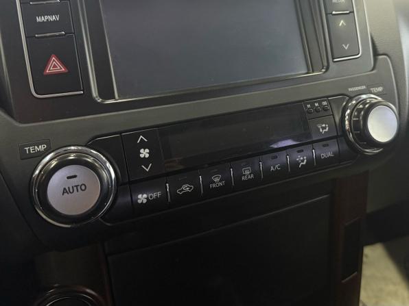 Toyota Land Cruiser Prado 150 Series Рестайлинг 1 с пробегом 2014 года, цена 3 799 000 рублей, 113913 км, внедорожник, Автокод Объявления