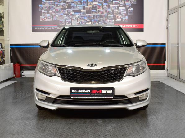 Kia Rio III Рестайлинг с пробегом 2017 года, цена 935 999 рублей, 113779 км, седан, Автокод Объявления