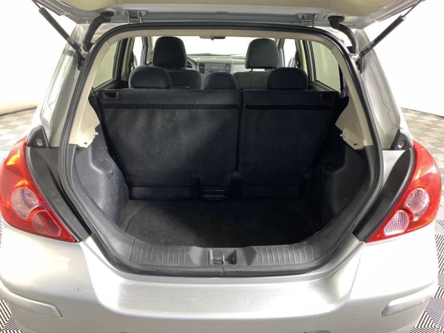 Nissan Tiida I Москва  - изображение 19