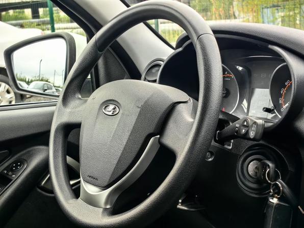 Lada (ВАЗ) Granta I Рестайлинг с пробегом 2021 года, цена 969 000 рублей, 42000 км, седан, Автокод Объявления