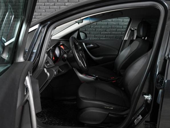 Opel Astra J с пробегом 2011 года, цена 750 000 рублей, 160313 км, хэтчбек, Автокод Объявления