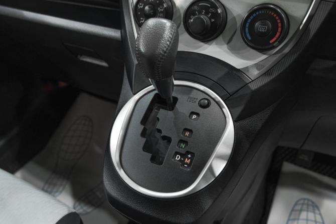 Toyota Ractis II с пробегом 2012 года, цена 849 000 рублей, 192000 км, хэтчбек, Автокод Объявления