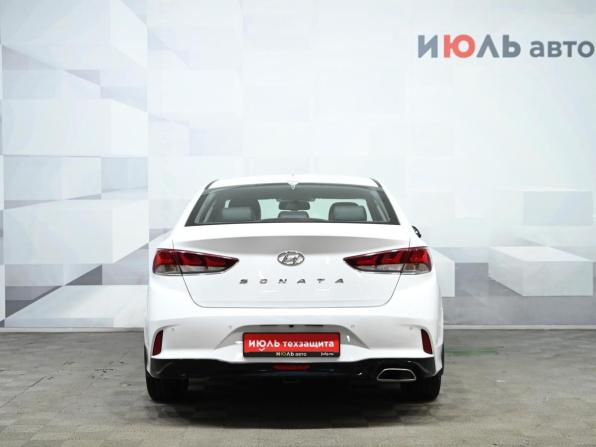 Hyundai Sonata VII (LF) Рестайлинг с пробегом 2018 года, цена 1 550 000 рублей, 95217 км, седан, Автокод Объявления