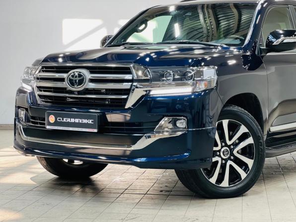 Toyota Land Cruiser 200 Series Рестайлинг 2 с пробегом 2019 года, цена 10 700 000 рублей, 33598 км, внедорожник, Автокод Объявления