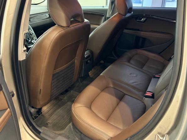 Volvo XC70 II Рестайлинг с пробегом 2014 года, цена 1 849 000 рублей, 247000 км, универсал, Автокод Объявления
