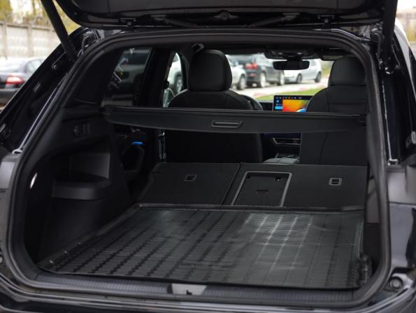 Volkswagen Tiguan III (China Market) с пробегом 2024 года, цена 4 599 000 рублей, 37050 км, внедорожник, Автокод Объявления
