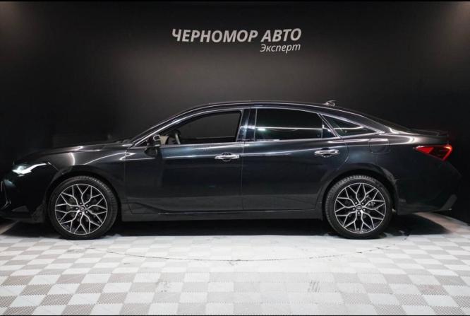 Toyota Avalon V с пробегом 2022 года, цена 4 100 000 рублей, 68000 км, седан, Автокод Объявления