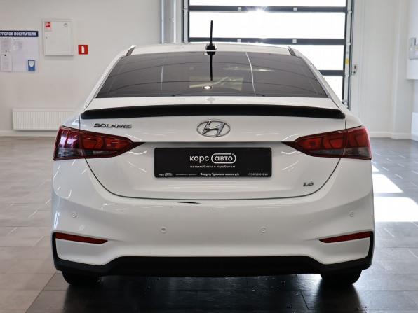 Hyundai Solaris II с пробегом 2018 года, цена 1 250 000 рублей, 164681 км, седан, Автокод Объявления
