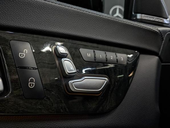 Mercedes-Benz CLS II (C218) Рестайлинг с пробегом 2017 года, цена 4 450 000 рублей, 53029 км, универсал, Автокод Объявления