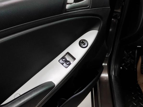 Hyundai Solaris I Рестайлинг с пробегом 2014 года, цена 896 500 рублей, 159000 км, хэтчбек, Автокод Объявления