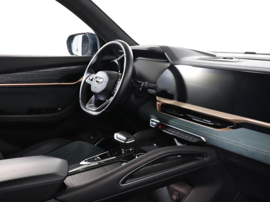 Geely Monjaro I Москва  - изображение 9