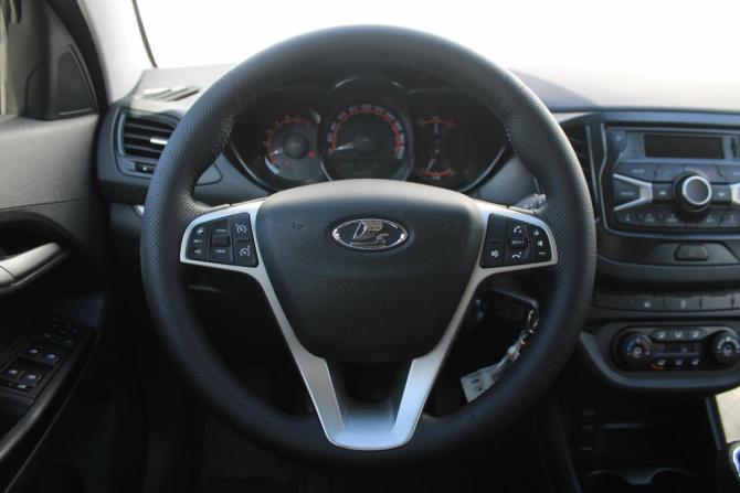 Lada (ВАЗ) Vesta I с пробегом 2020 года, цена 1 050 000 рублей, 52000 км, седан, Автокод Объявления