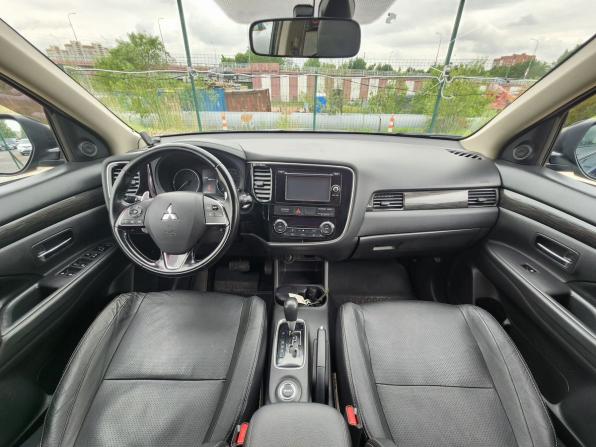 Mitsubishi Outlander III Рестайлинг 2 с пробегом 2016 года, цена 1 469 000 рублей, 309000 км, внедорожник, Автокод Объявления