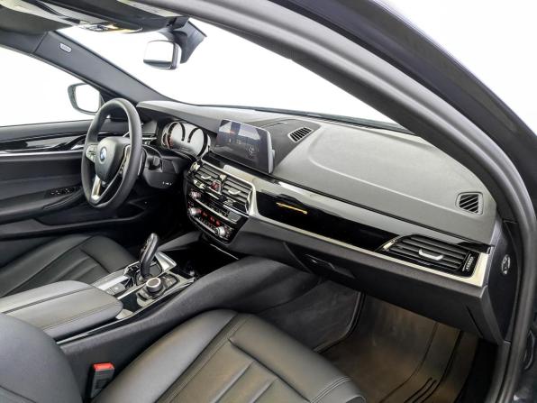 BMW 5 серии VII (G30/G31/G38) с пробегом 2019 года, цена 3 050 000 рублей, 170029 км, седан, Автокод Объявления
