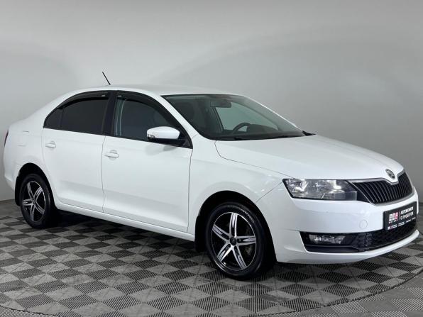 Skoda Rapid I Рестайлинг с пробегом 2017 года, цена 1 299 999 рублей, 99718 км, лифтбек, Автокод Объявления