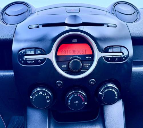 Mazda 2 II (DE) с пробегом 2008 года, цена 646 000 рублей, 238963 км, хэтчбек, Автокод Объявления