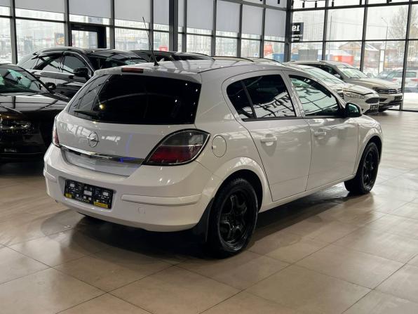 Opel Astra H Рестайлинг с пробегом 2011 года, цена 550 000 рублей, 149900 км, хэтчбек, Автокод Объявления