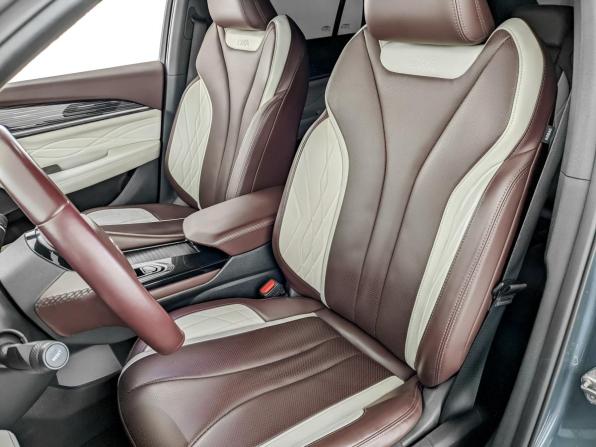 Geely Monjaro I с пробегом 2023 года, цена 3 100 000 рублей, 59132 км, внедорожник, Автокод Объявления