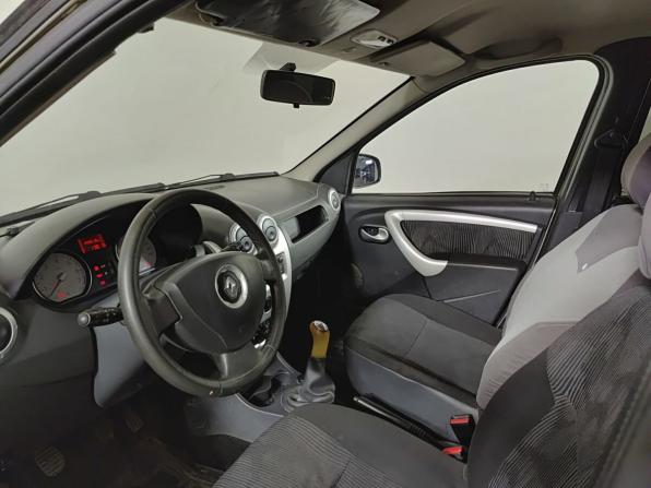 Renault Logan I Рестайлинг с пробегом 2013 года, цена 570 000 рублей, 145613 км, седан, Автокод Объявления