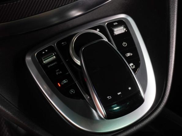 Mercedes-Benz V-Класс III (W447) Рестайлинг с пробегом 2019 года, цена 4 999 000 рублей, 131297 км, минивэн, Автокод Объявления
