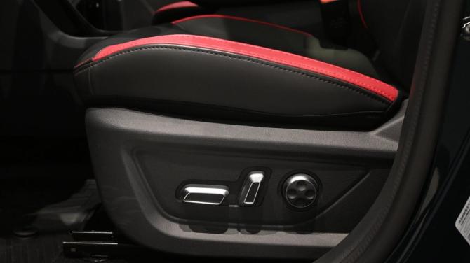 JETOUR DASHING I с пробегом 2024 года, цена 2 245 000 рублей, 2420 км, внедорожник, Автокод Объявления