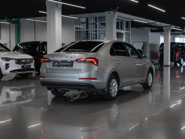 Skoda Rapid II с пробегом 2022 года, цена 1 980 000 рублей, 77535 км, лифтбек, Автокод Объявления