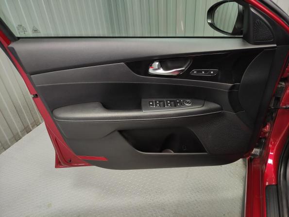 Kia Cerato IV с пробегом 2020 года, цена 2 103 000 рублей, 38673 км, седан, Автокод Объявления