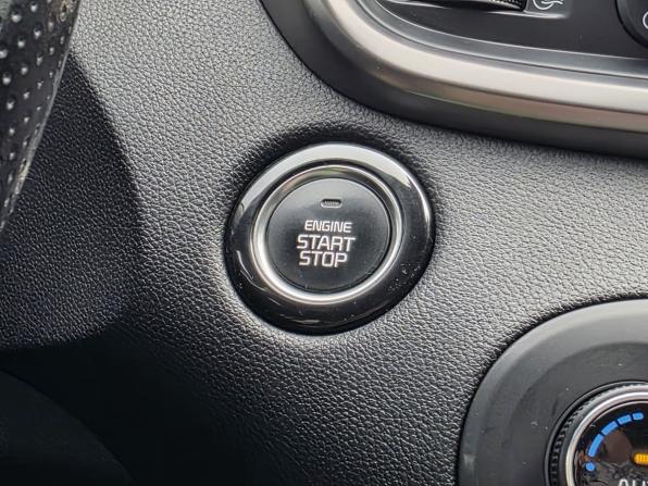 Kia Sorento III Prime Рестайлинг с пробегом 2019 года, цена 3 100 000 рублей, 107248 км, внедорожник, Автокод Объявления