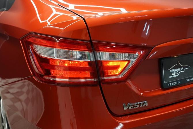 Lada (ВАЗ) Vesta I с пробегом 2017 года, цена 869 000 рублей, 137500 км, седан, Автокод Объявления