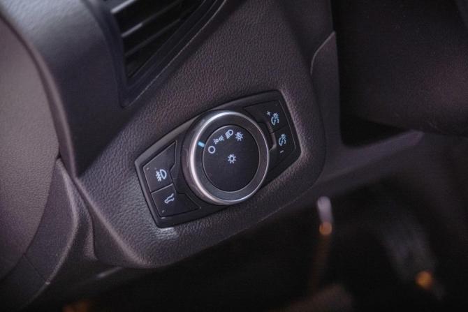 Ford Escape III Рестайлинг с пробегом 2019 года, цена 1 829 000 рублей, 65000 км, внедорожник, Автокод Объявления