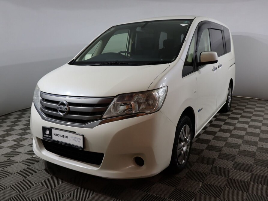 Nissan Serena 2013